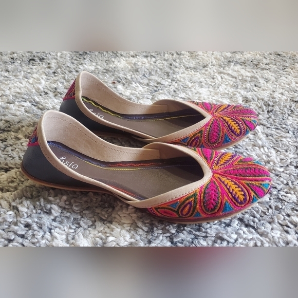 Fuchsia embroidered ballet Handmade leather Women's flats Sz 8 - Picture 1 of 8